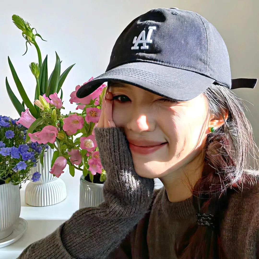 怕羞的黄莺